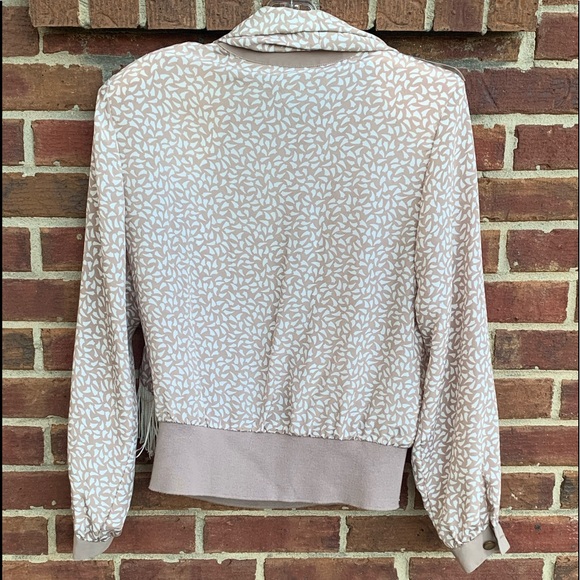 Vintage Andrea Gayle tan & cream, stylish fringe & pleated skirt & jacket set! - Picture 3 of 8